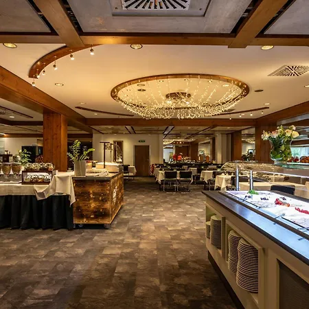 酒店 Allgaeustern 松托芬